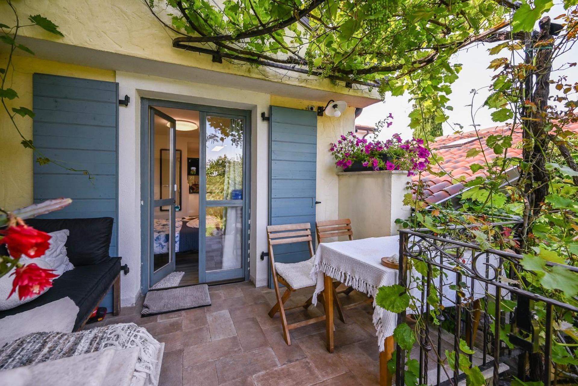 Apartma Medosi Izola Luaran gambar